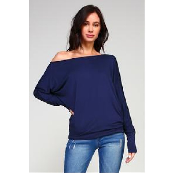 Super soft off-one-shoulder top - Picture 2 of 6